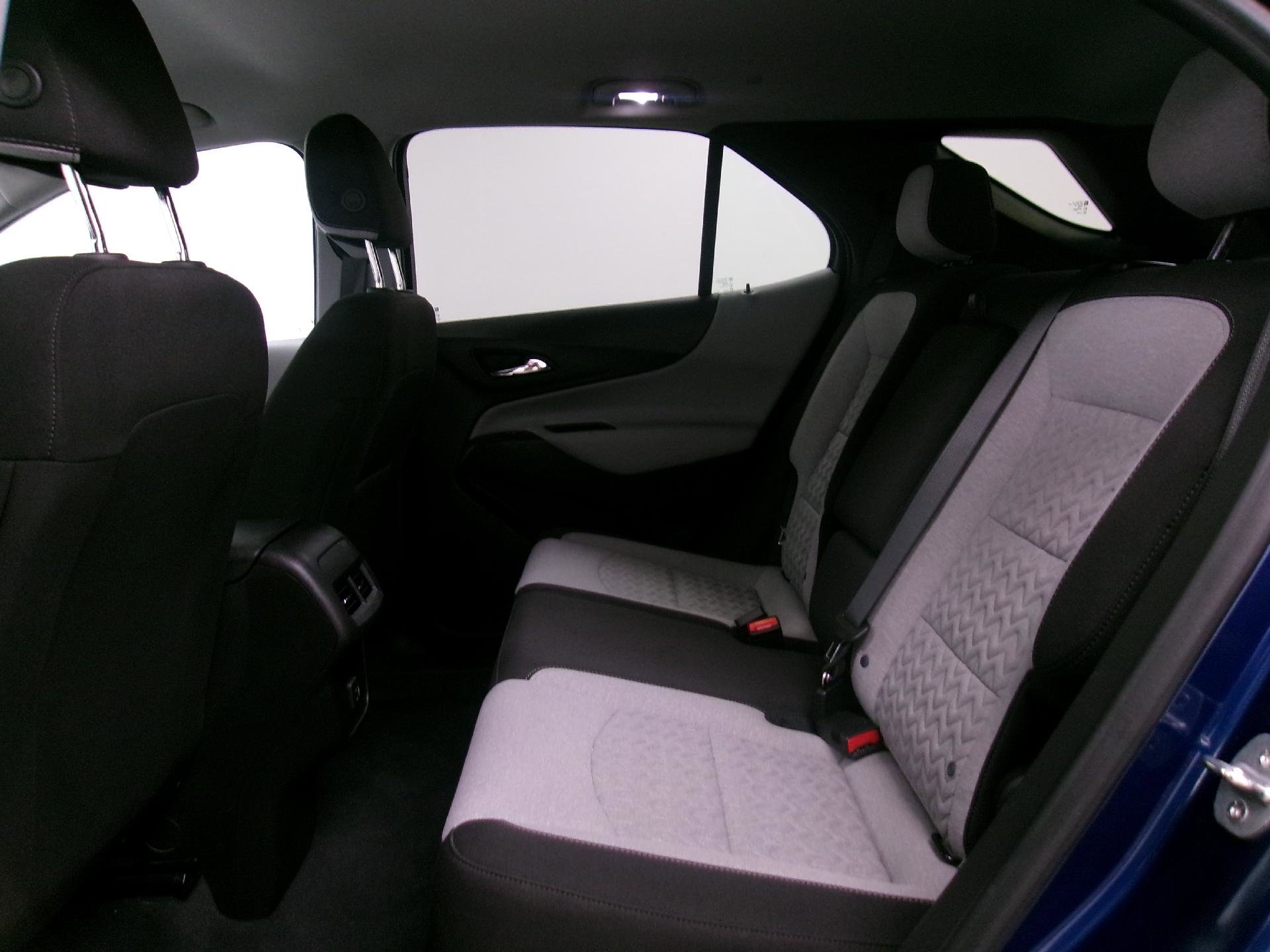 Certified 2023 Chevrolet Equinox LS AWD/4WD image 9