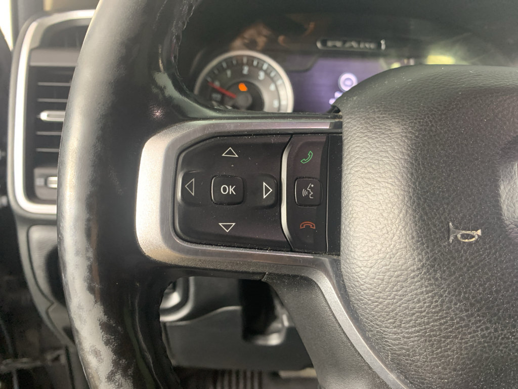 Used 2020 RAM 1500 Laramie RWD image 17