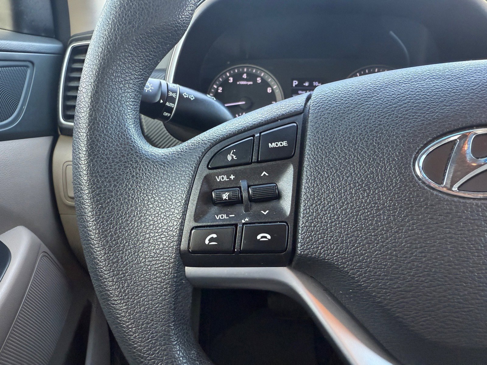 Used 2019 Hyundai Tucson SEL w/ Cargo Package image 28