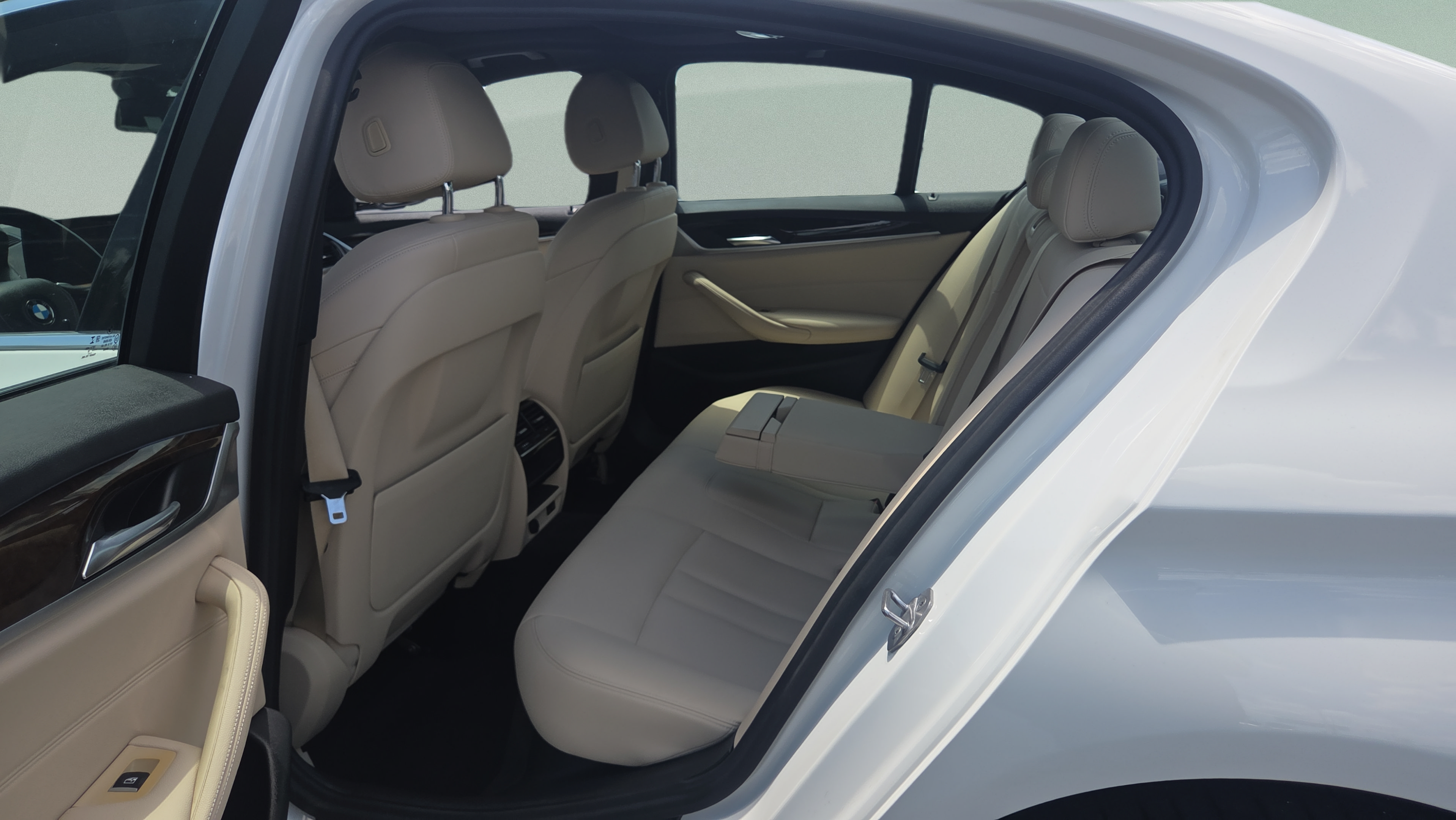 Used 2020 BMW 530i w/ Convenience Package RWD image 11