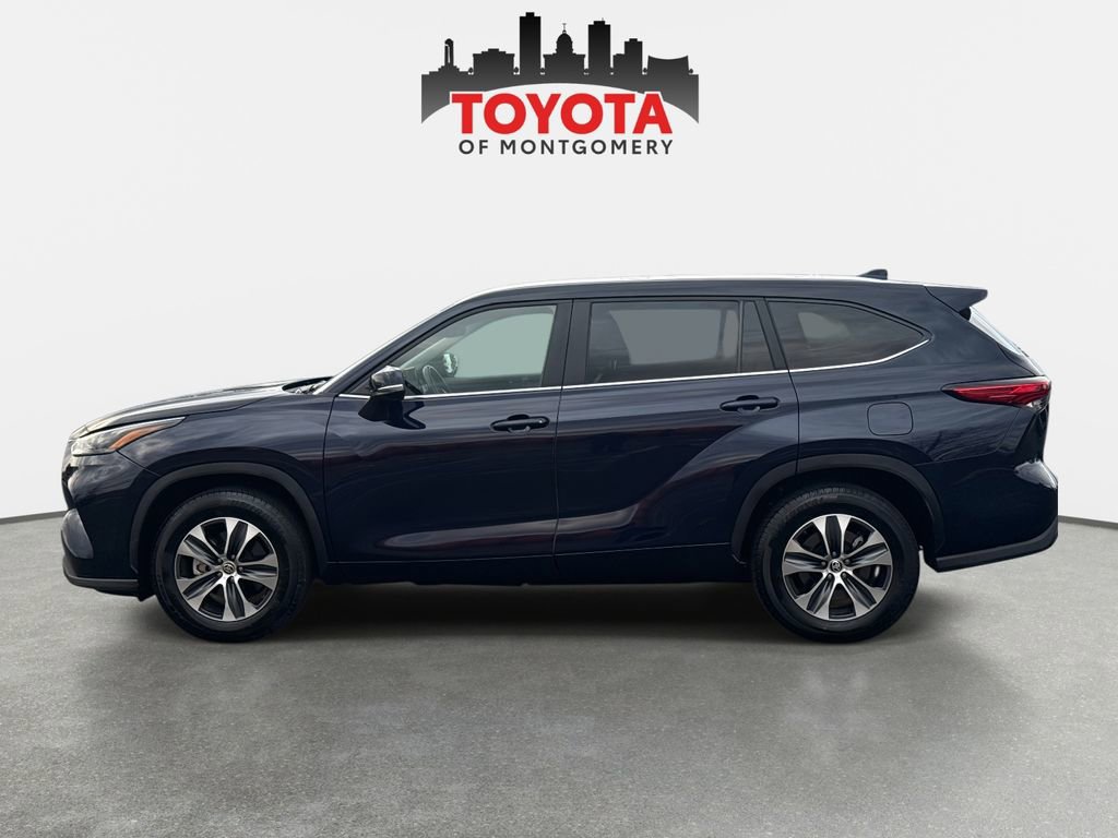 Used 2023 Toyota Highlander XLE image 7