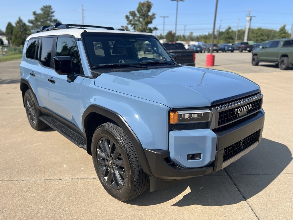 Certified 2024 Toyota Land Cruiser image 5