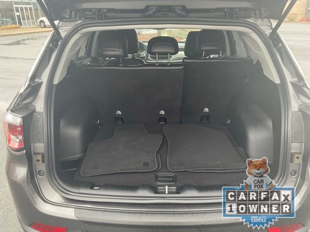 Used 2022 Jeep Compass Limited image 9