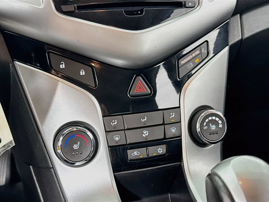 Used 2014 Chevrolet Cruze LT w/ RS Package FWD image 27