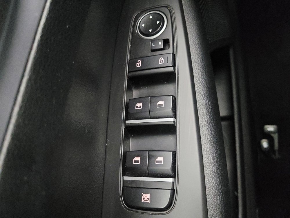 Used 2023 Kia Forte LXS image 27