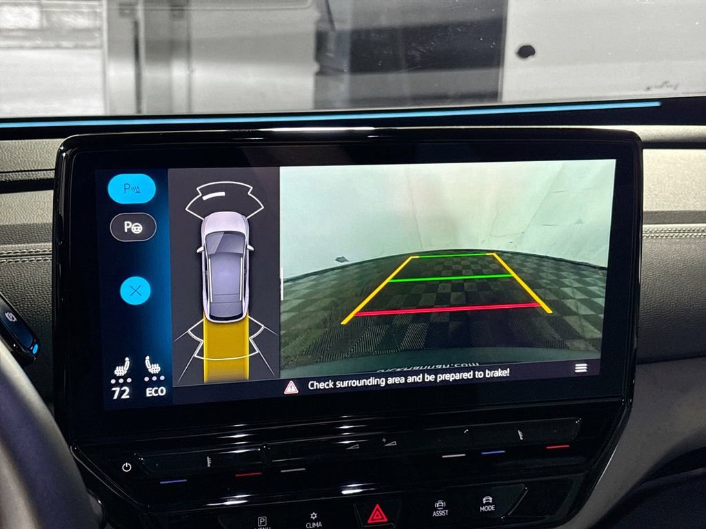 Certified 2024 Volkswagen ID.4 2WD image 18