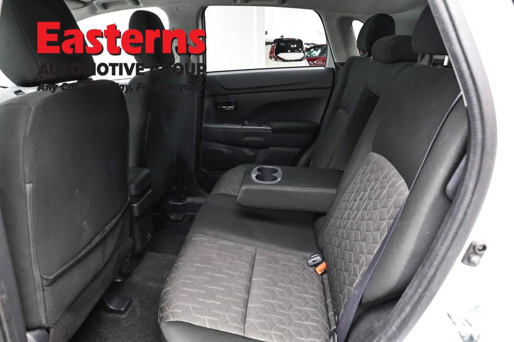 Used 2024 Mitsubishi Outlander Sport LE AWD/4WD image 21