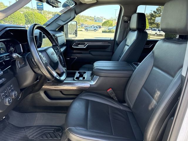 Used 2025 Chevrolet Silverado 2500 LTZ w/ Trail Boss Package image 9