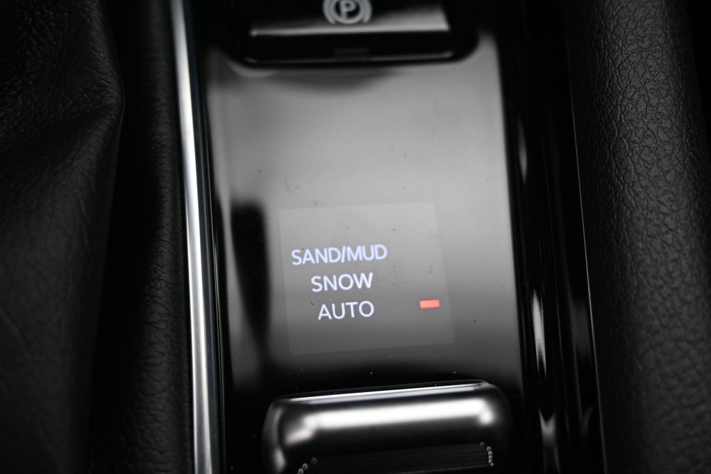 New 2026 Jeep Compass Latitude AWD/4WD image 9