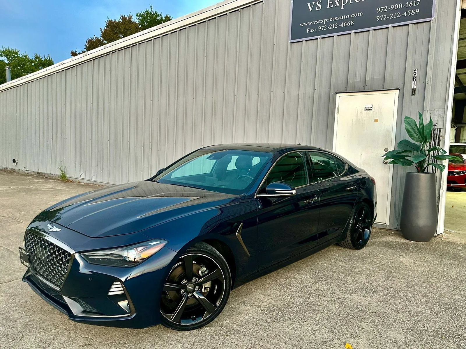Used 2019 Genesis G70 2.0T Advanced w/ Sport Package RWD image 2