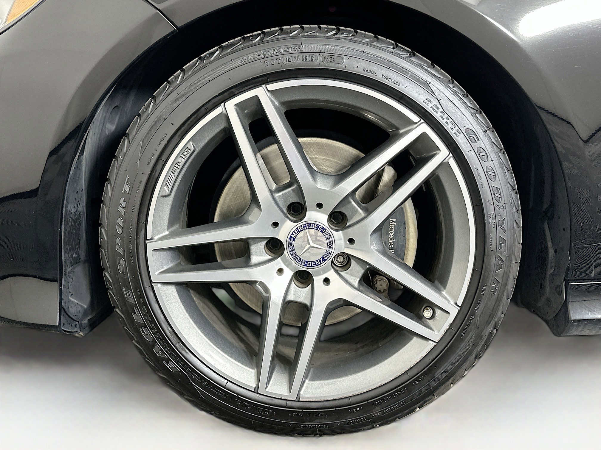 Used 2016 Mercedes-Benz E 350 4MATIC Wagon image 10