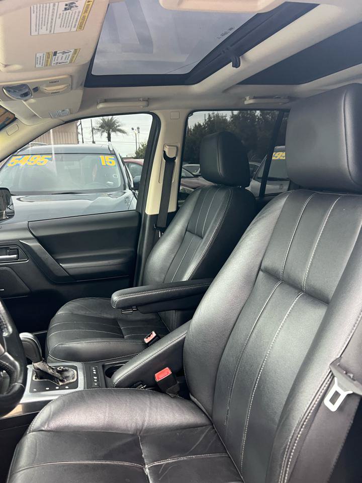Used 2014 Land Rover LR2 AWD/4WD image 11