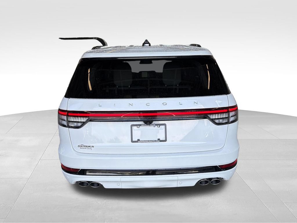 New 2026 Lincoln Aviator Reserve AWD/4WD image 4