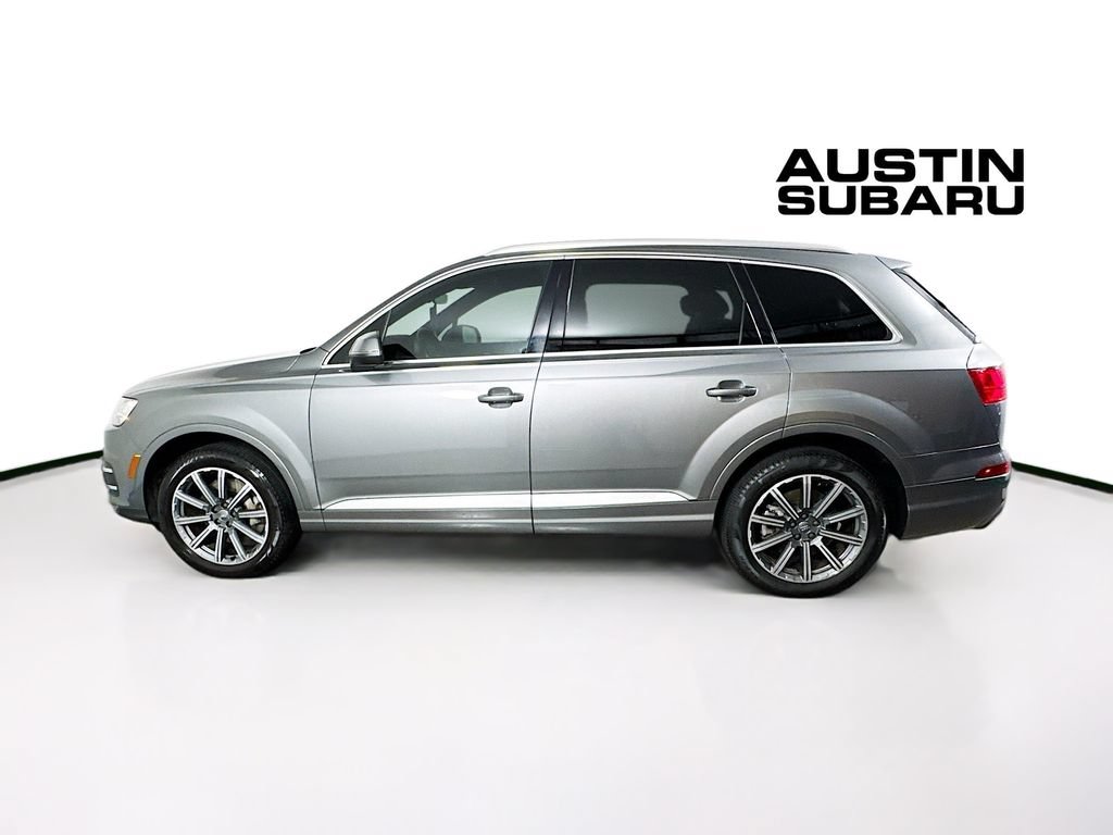 Used 2017 Audi Q7 3.0T Premium Plus w/ Premium Plus Package AWD/4WD image 4