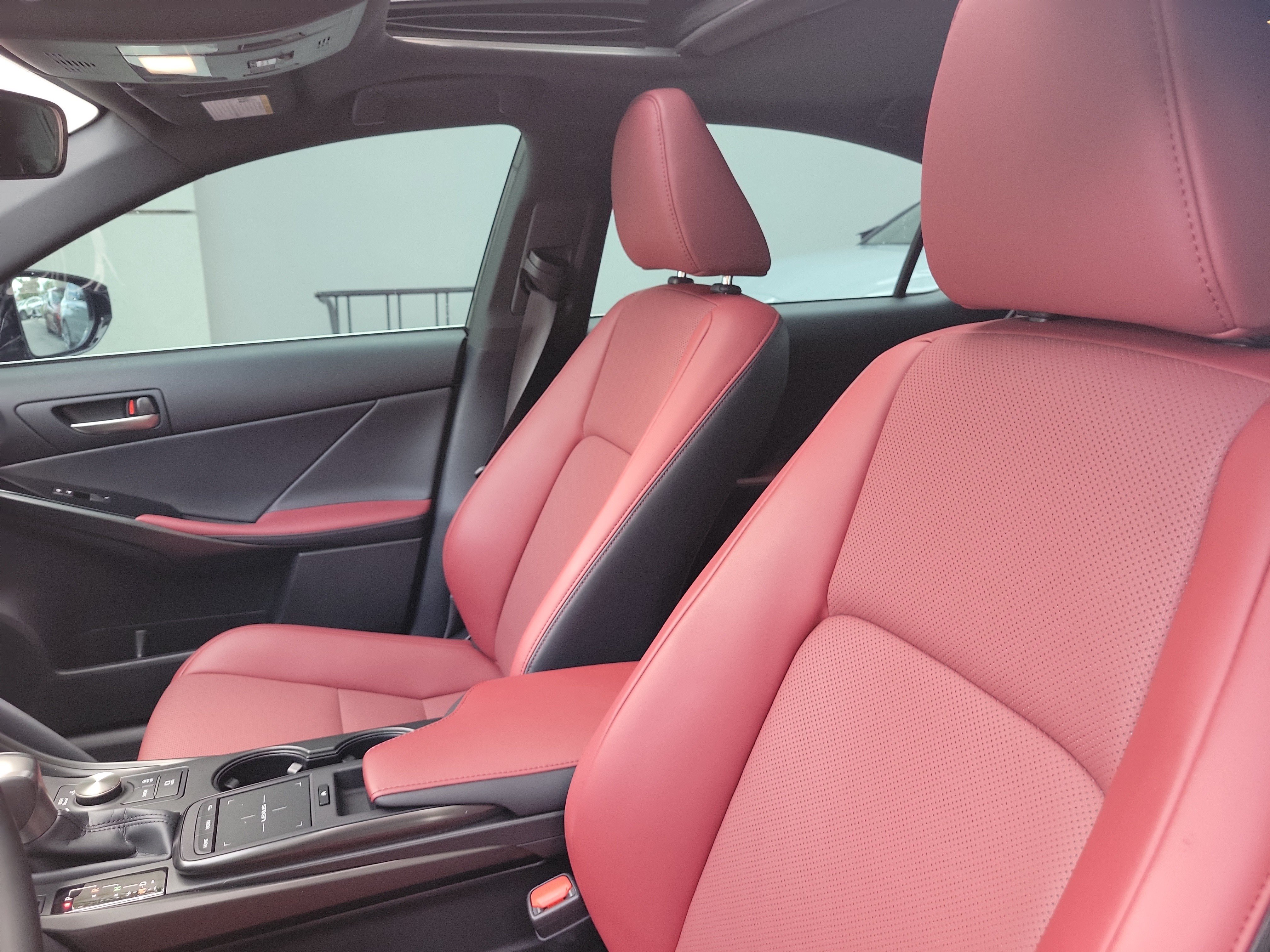 Used 2025 Lexus IS 350 F Sport RWD image 19