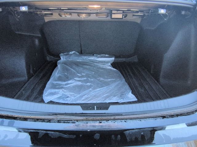 Used 2021 Chevrolet Malibu LT image 26