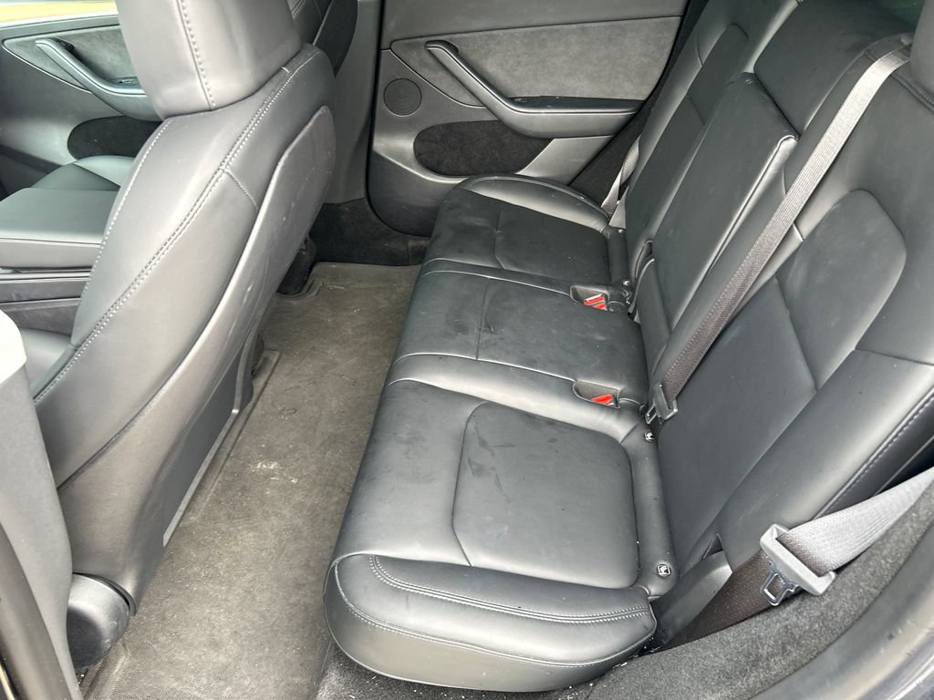 Used 2023 Tesla Model Y AWD image 19