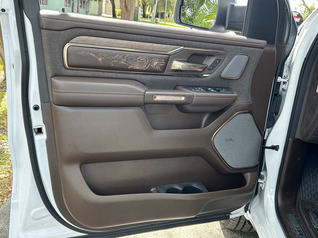 Used 2025 RAM 1500 Limited AWD/4WD image 48