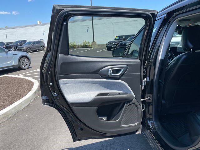 Used 2022 Jeep Compass Latitude w/ Convenience Group AWD/4WD image 27