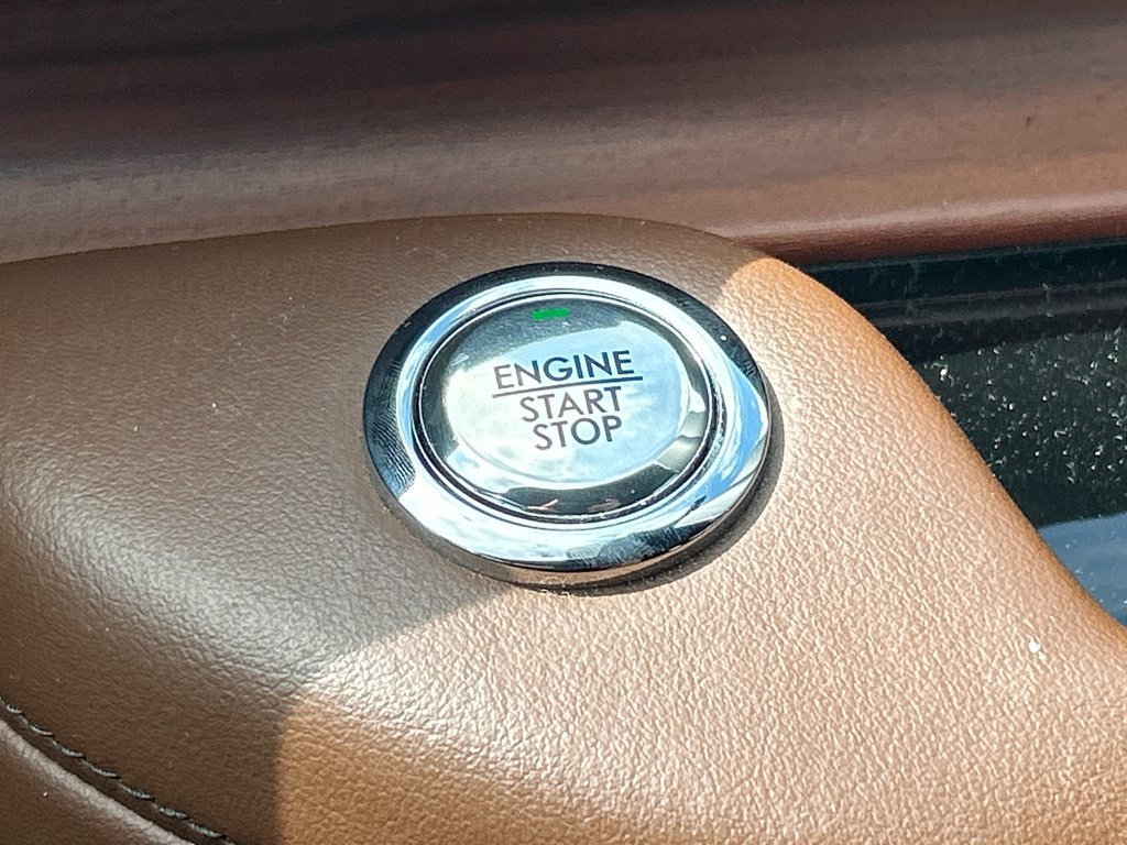Used 2020 Lincoln Aviator Reserve w/ Equipment Group 201A RWD image 34
