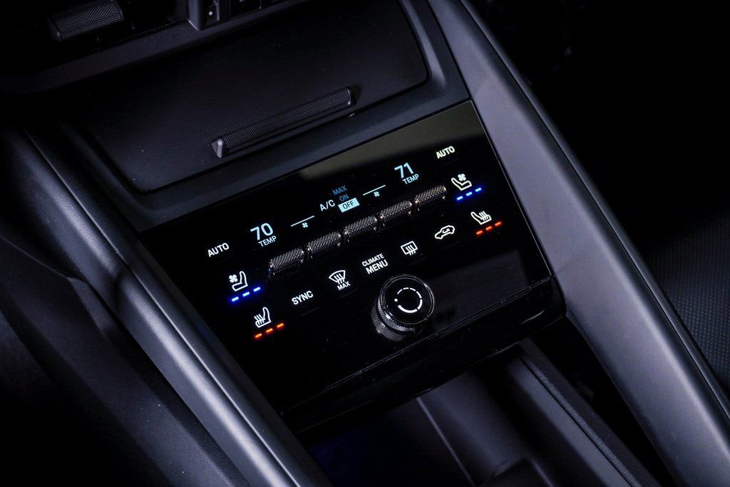 Certified 2025 Porsche Macan Turbo Electric image 25