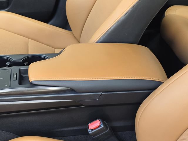 Certified 2025 Lexus IS 300 w/ Premium Package RWD image 8