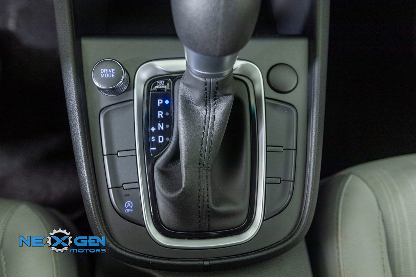 Used 2023 Hyundai Kona SEL image 21