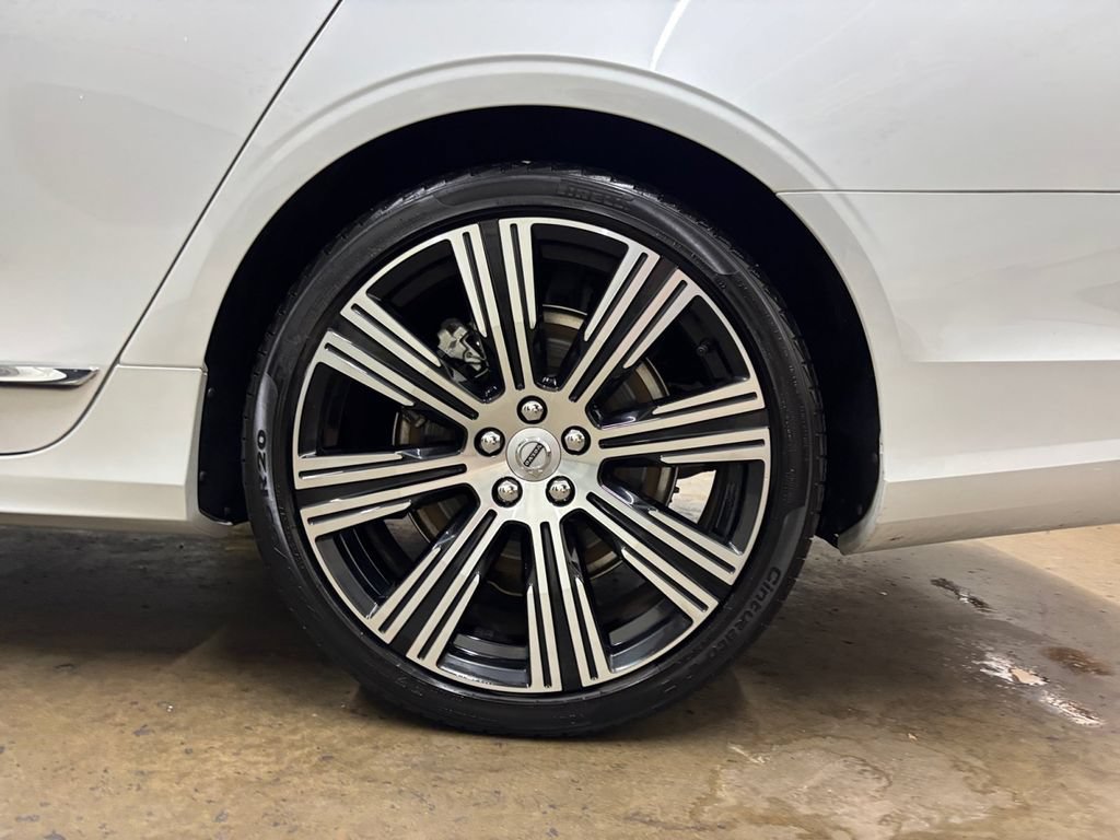 Certified 2025 Volvo S90 B6 Ultra AWD/4WD image 36