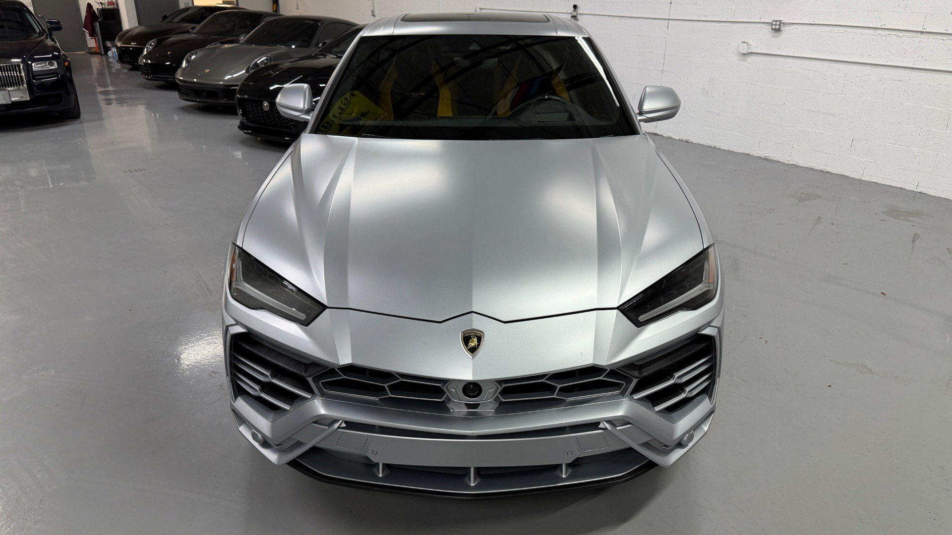 Used 2022 Lamborghini Urus AWD/4WD image 31