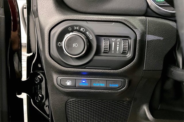 Used 2022 Jeep Wrangler Unlimited Sahara 4xe w/ Cold Weather Group image 32