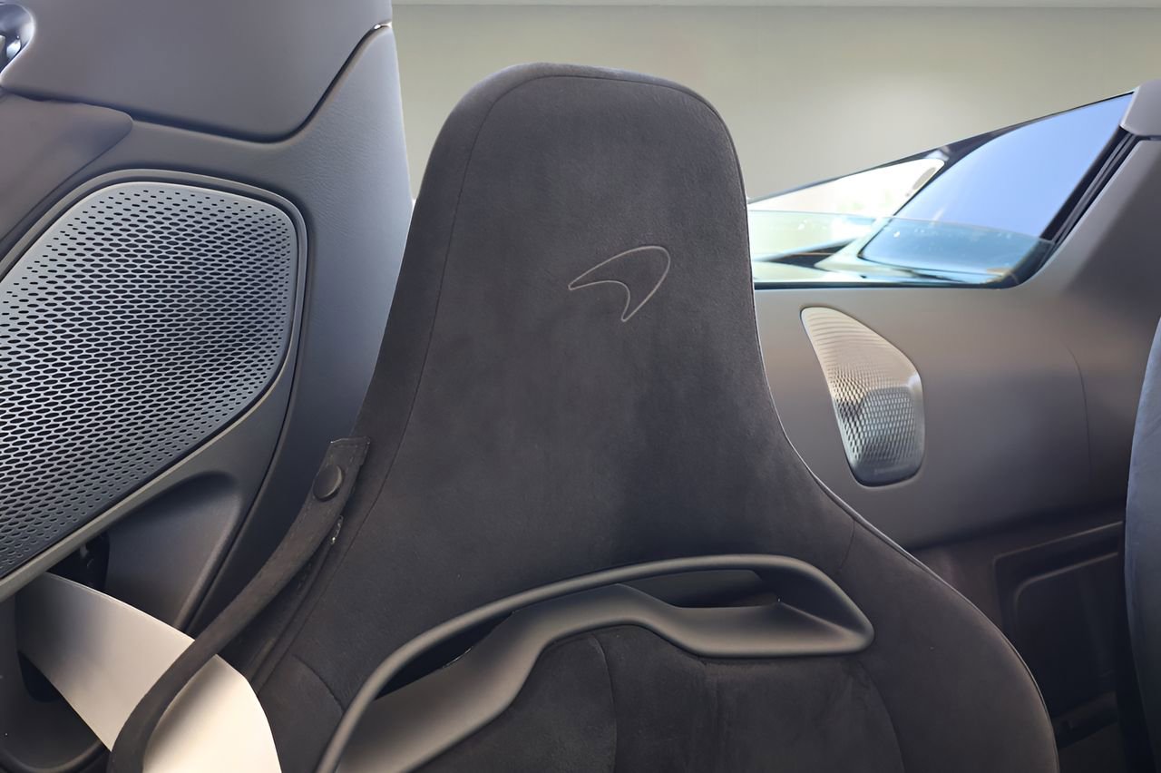 New 2026 McLaren Artura Spider RWD image 17