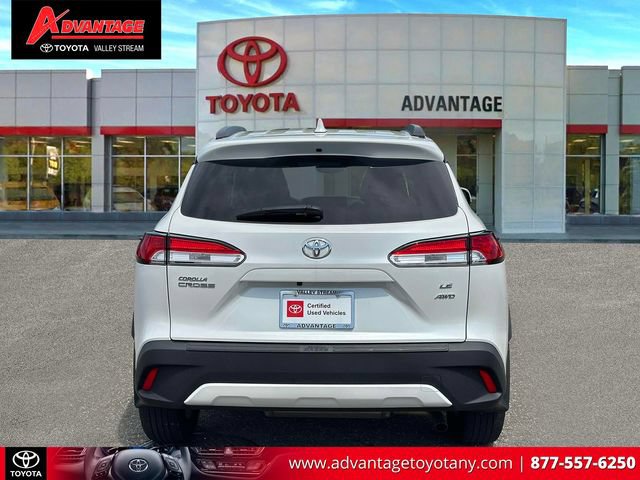 Used 2023 Toyota Corolla Cross LE w/ Moonroof Package AWD/4WD image 8