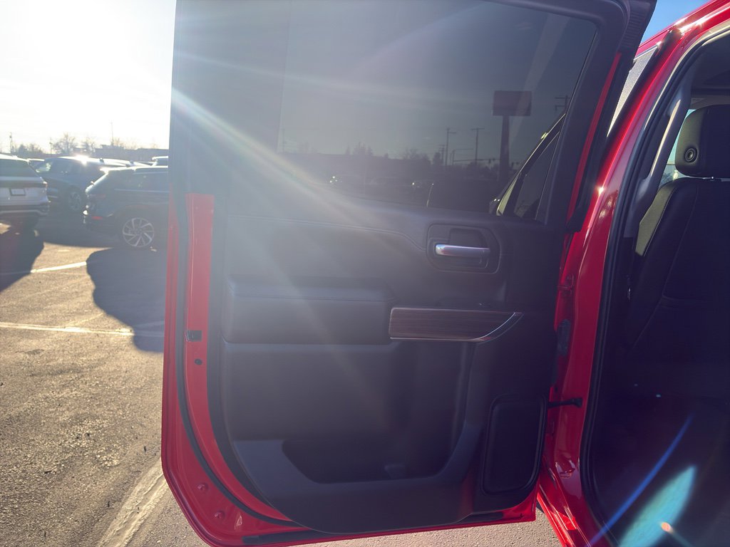 Used 2021 Chevrolet Silverado 1500 LT Trail Boss w/ LT Trail Boss Premium Package image 13