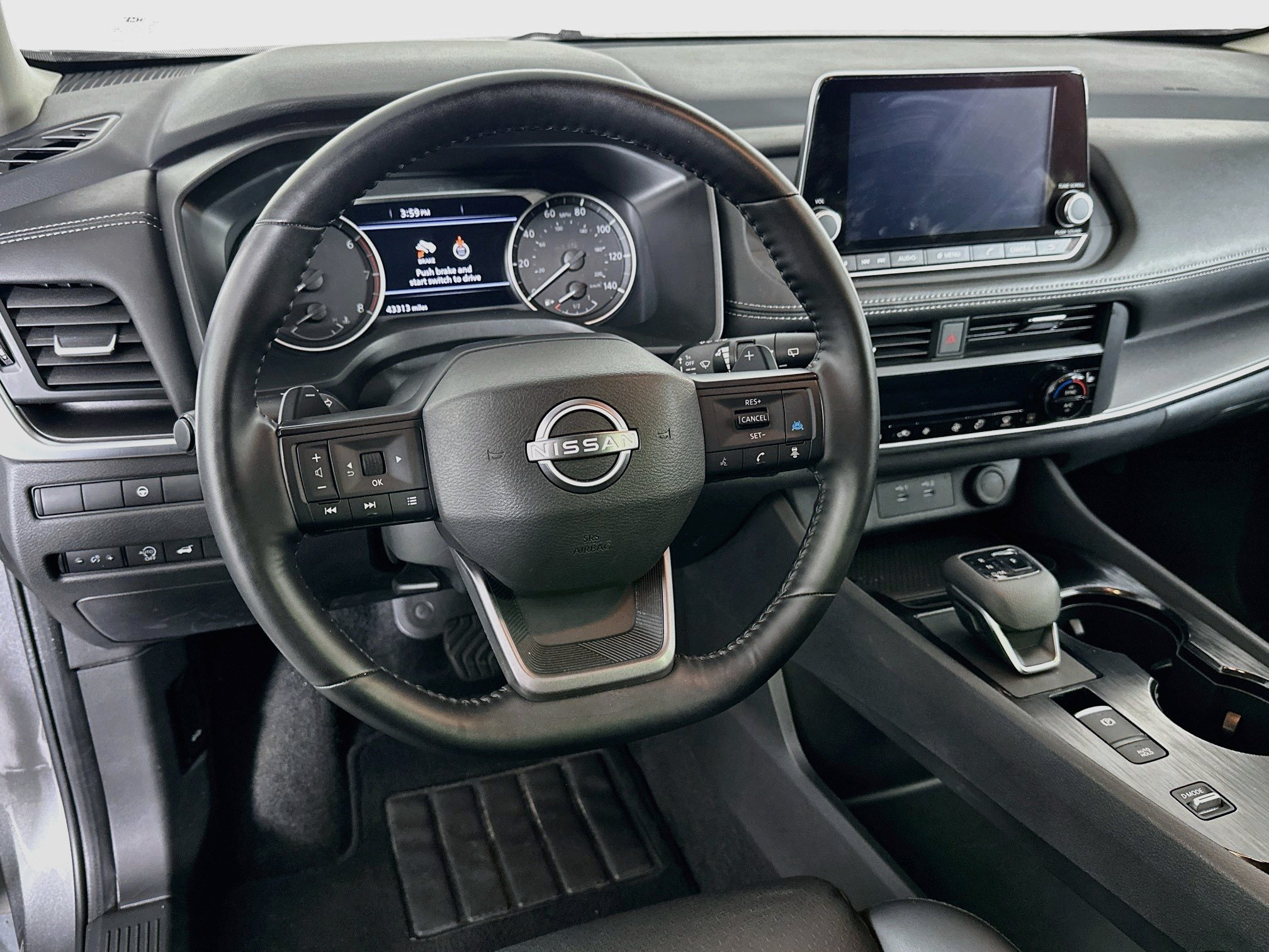 Used 2025 Nissan Rogue SV w/ SV Premium Package FWD image 18