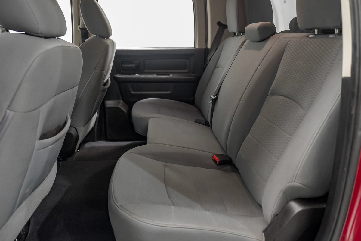 Used 2013 RAM 1500 Express RWD image 35