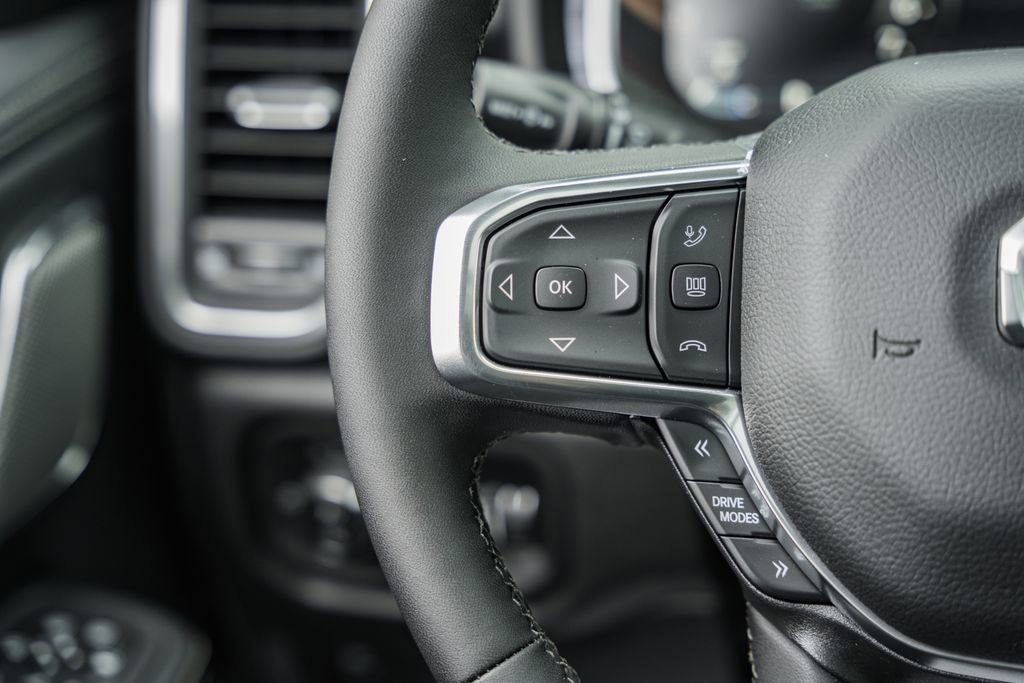 New 2026 RAM 1500 Laramie AWD/4WD image 37