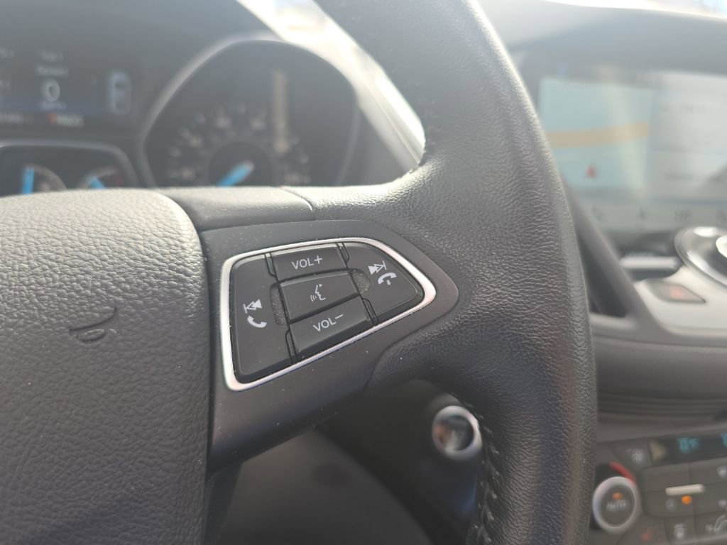 Used 2019 Ford Escape Titanium image 46