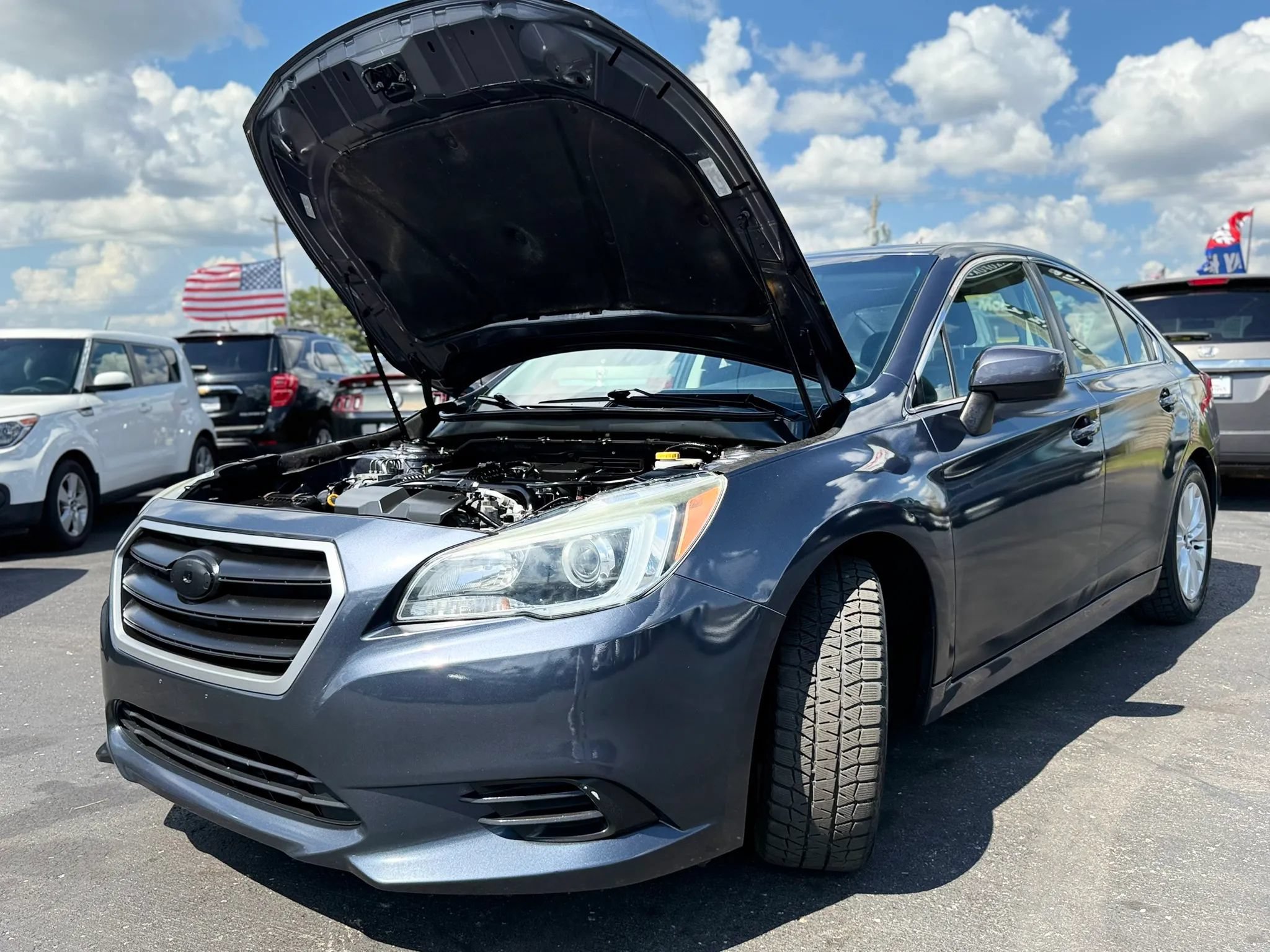 Used 2015 Subaru Legacy 2.5i Premium w/ Moonroof Package AWD/4WD image 9
