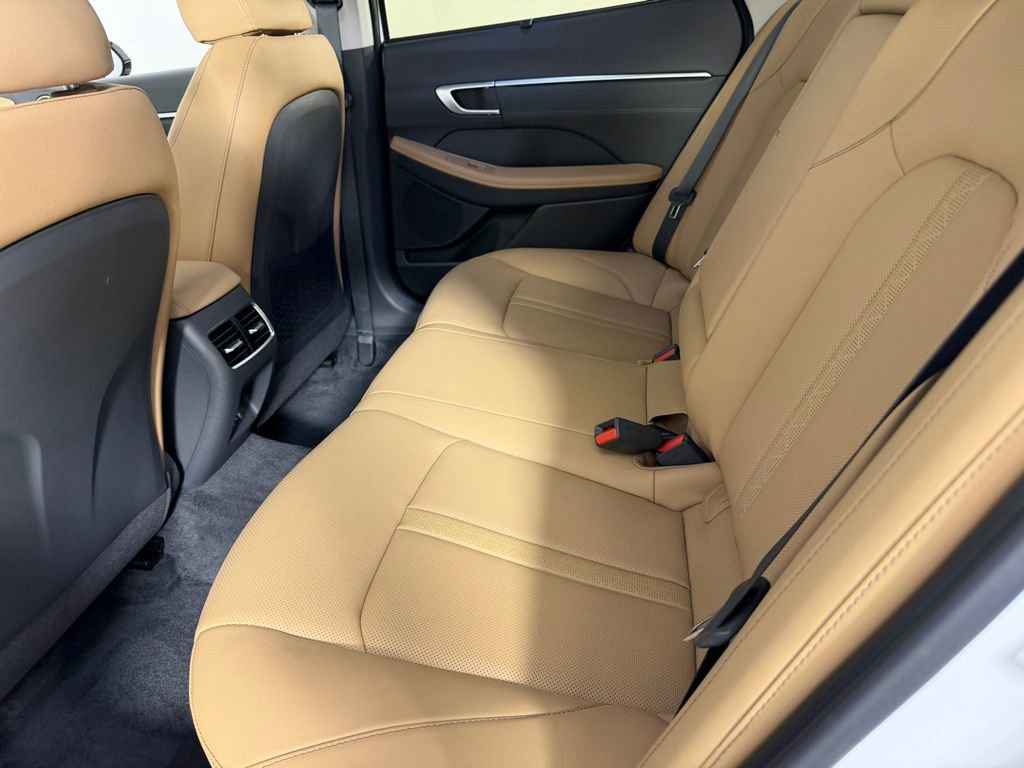 Used 2025 Hyundai Sonata Limited FWD image 28