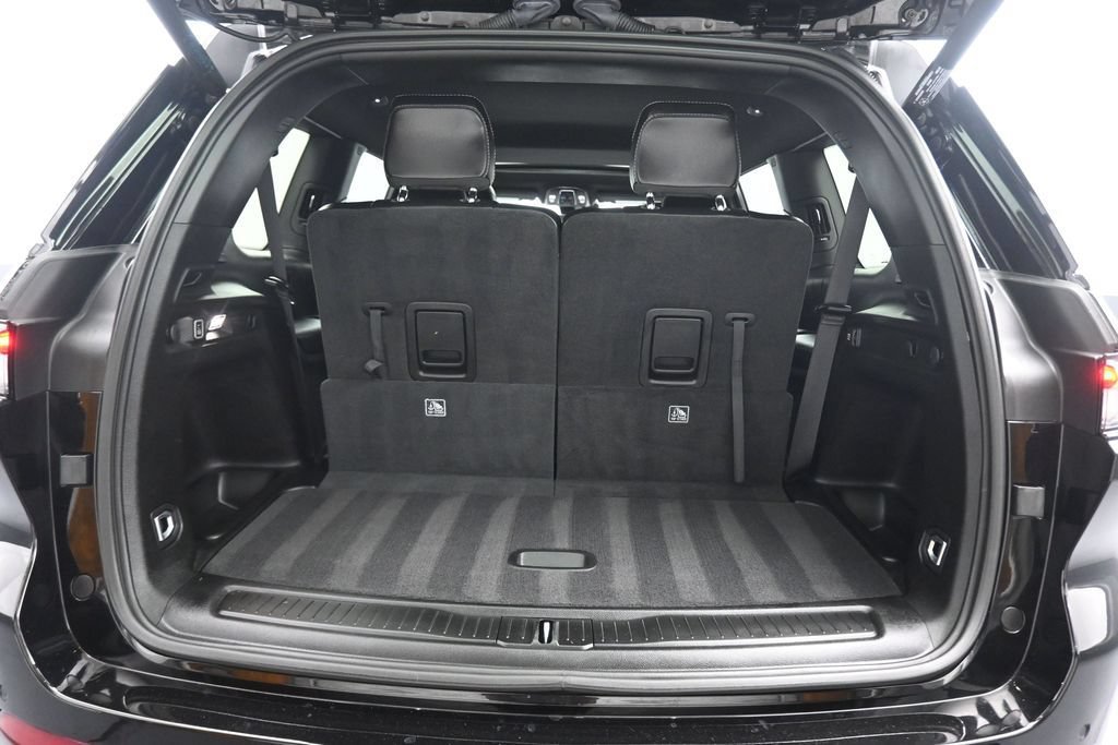 Used 2025 Jeep Grand Cherokee L Altitude AWD/4WD image 56