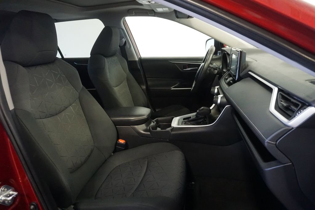Certified 2021 Toyota RAV4 XLE w/ Convenience Package image 26