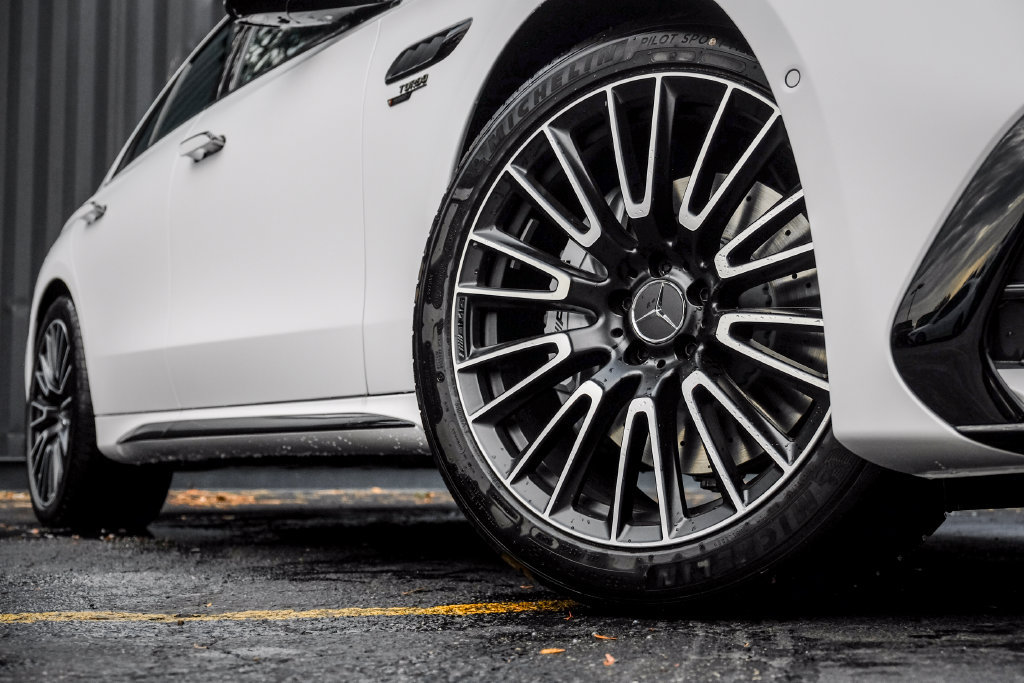 New 2027 Mercedes-Benz E 53 AMG e 4MATIC Sedan image 7