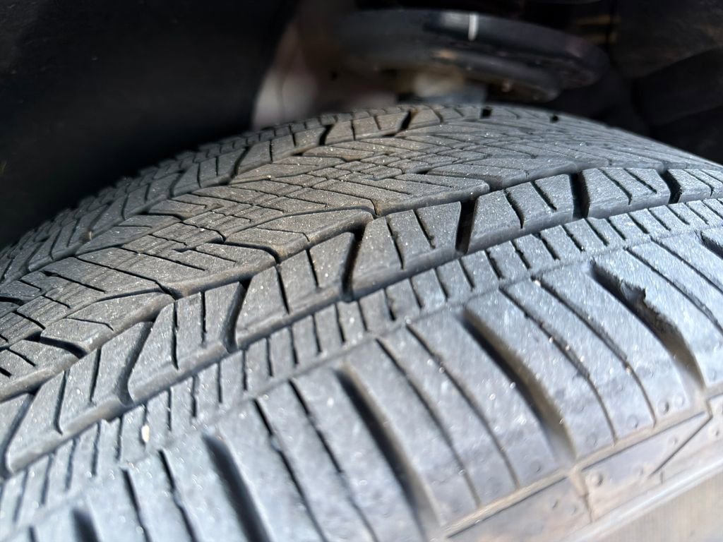 Used 2023 Buick Enclave Essence w/ LPO, Floor Liner Package image 37