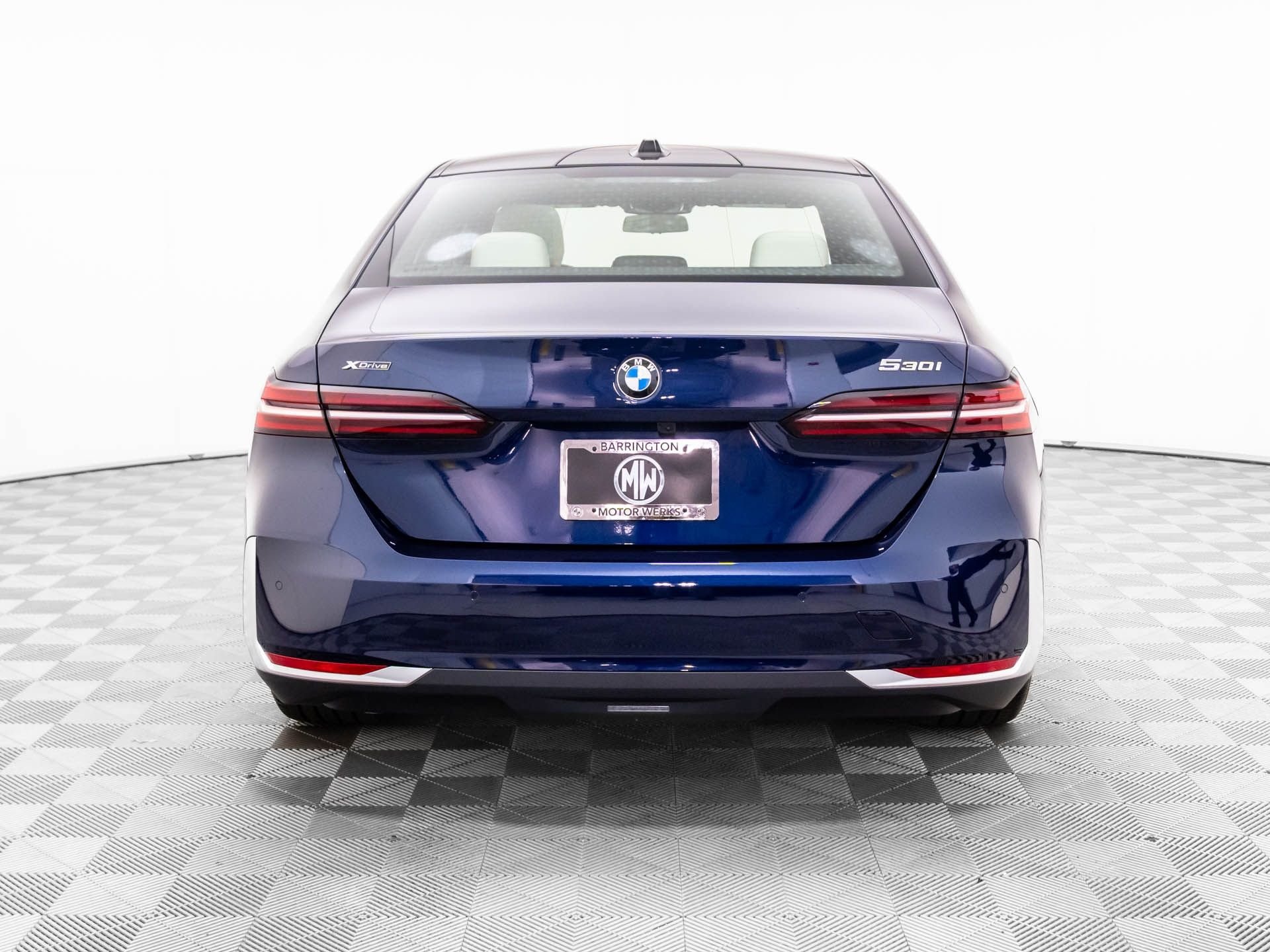 New 2026 BMW 530i xDrive AWD/4WD image 5