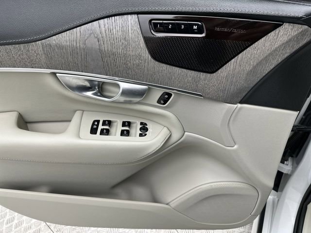 Certified 2024 Volvo XC90 B6 Ultimate image 13