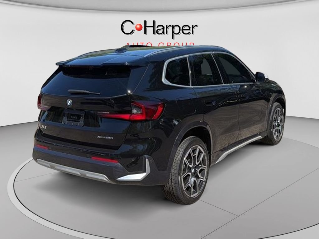 Used 2024 BMW X1 xDrive28i w/ Convenience Package AWD/4WD image 2