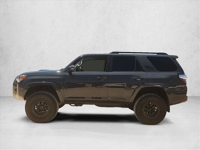 Used 2024 Toyota 4Runner TRD Off-Road Premium AWD/4WD image 9