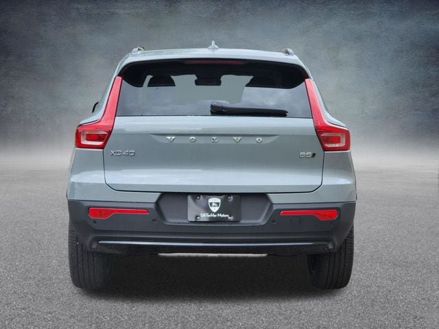 New 2026 Volvo XC40 B5 Plus w/ Protection Package Premier AWD/4WD image 6
