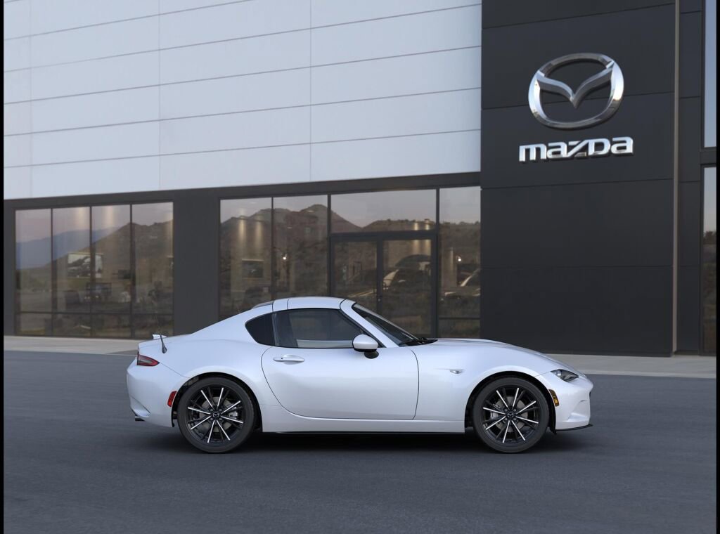 New 2026 MAZDA MX-5 Miata RF Grand Touring image 5