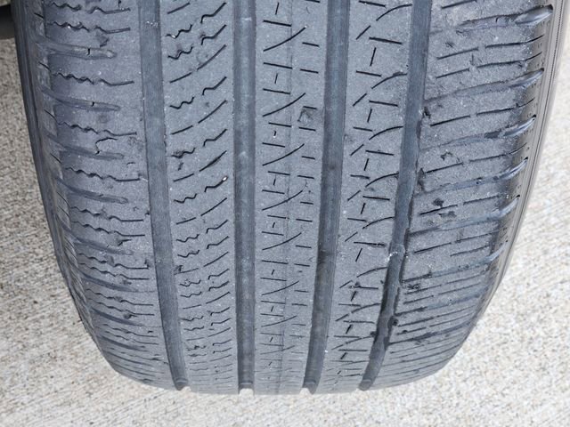 Used 2019 Land Rover Discovery HSE Luxury image 11